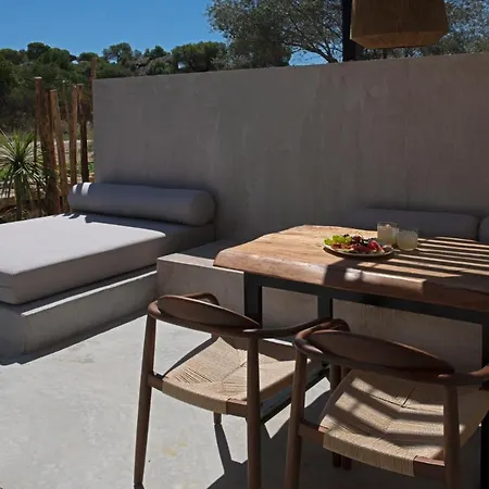 Pure Όρμος Παναγιάς