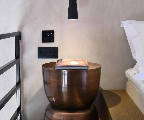 Pure מלון דירות אורמוס פנגיאס