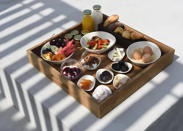 Pure מלון דירות