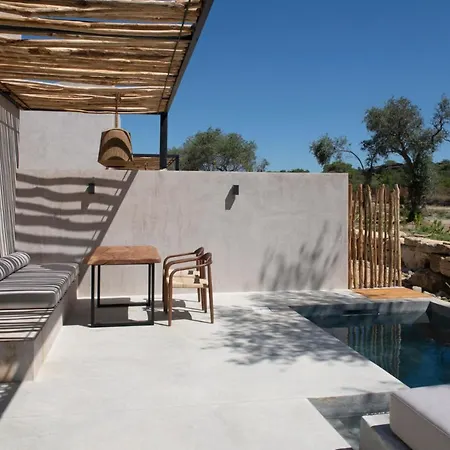 公寓式酒店 Pure 4*